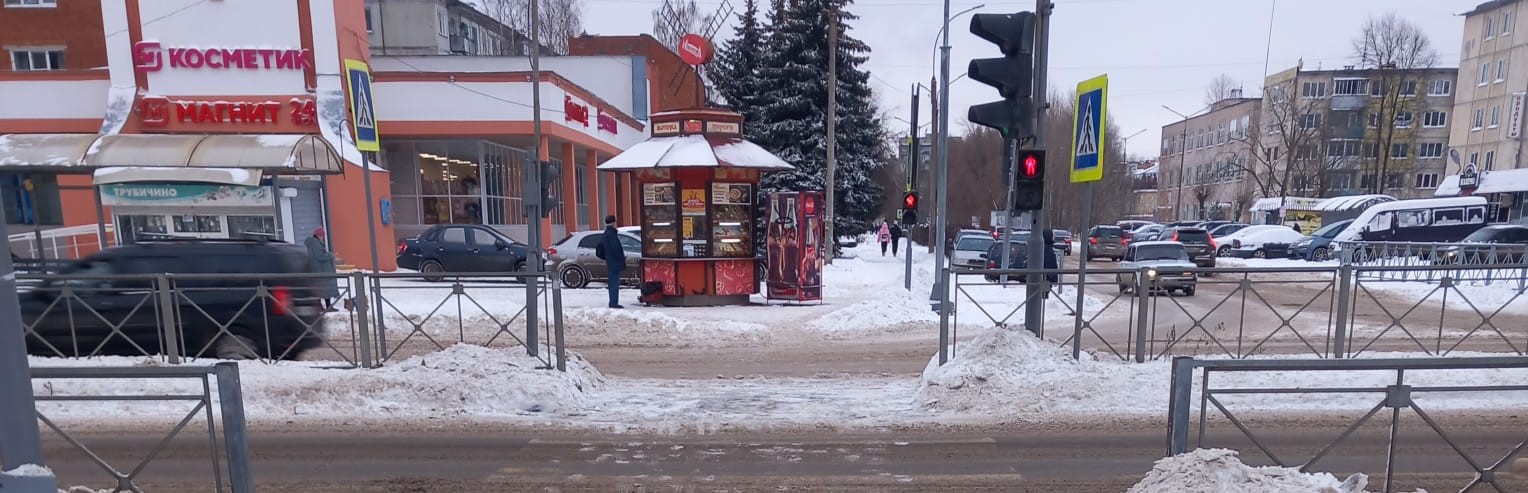 КАУ напоминает предпринимателям о ликвидации скользкости и удалении снега с прилегающих территорий.