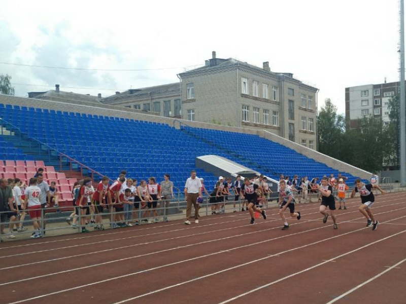 Команда Великого Новгорода стала первой в региональном этапе летнего фестиваля комплекса ГТО среди школьников.