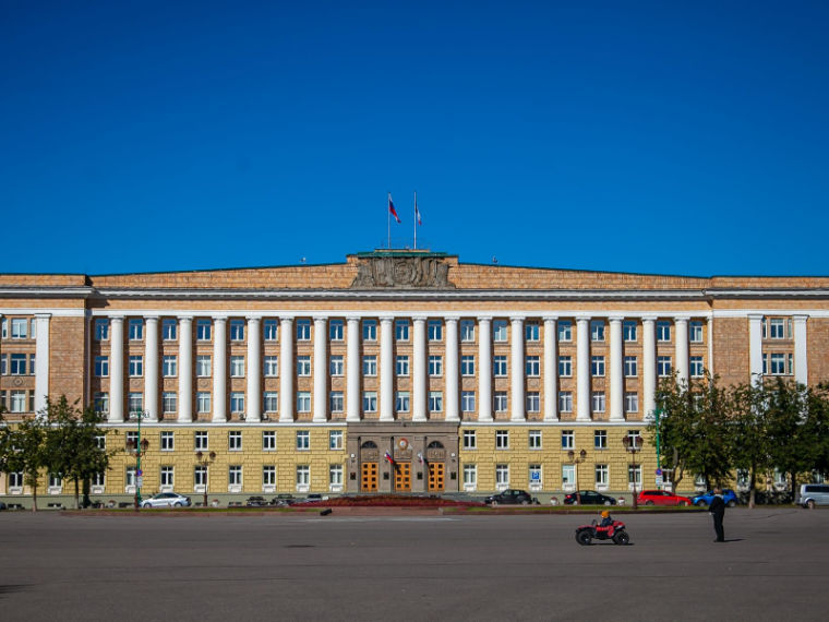 Перекрытие главной площади ко Дню России.