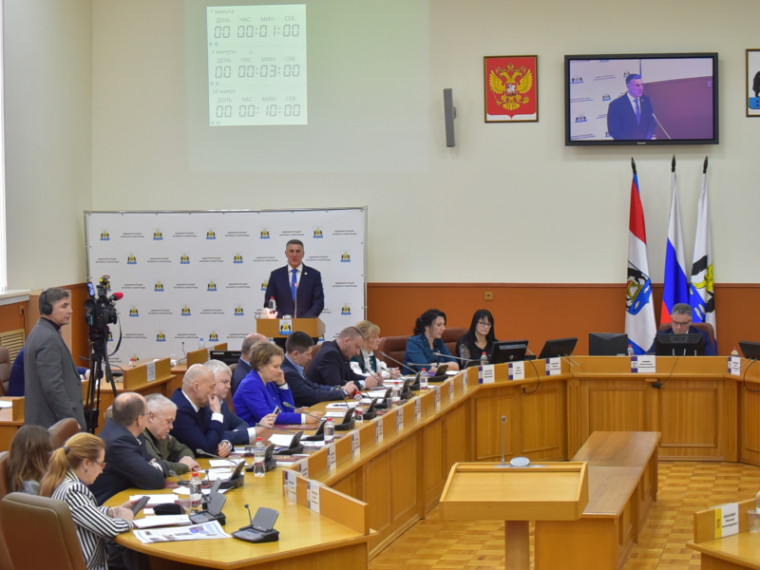 Депутаты признали работу мэра и администрации Великого Новгорода в 2023 году удовлетворительной. Депутаты признали работу мэра и администрации Великого Новгорода в 2023 году удовлетворительной.