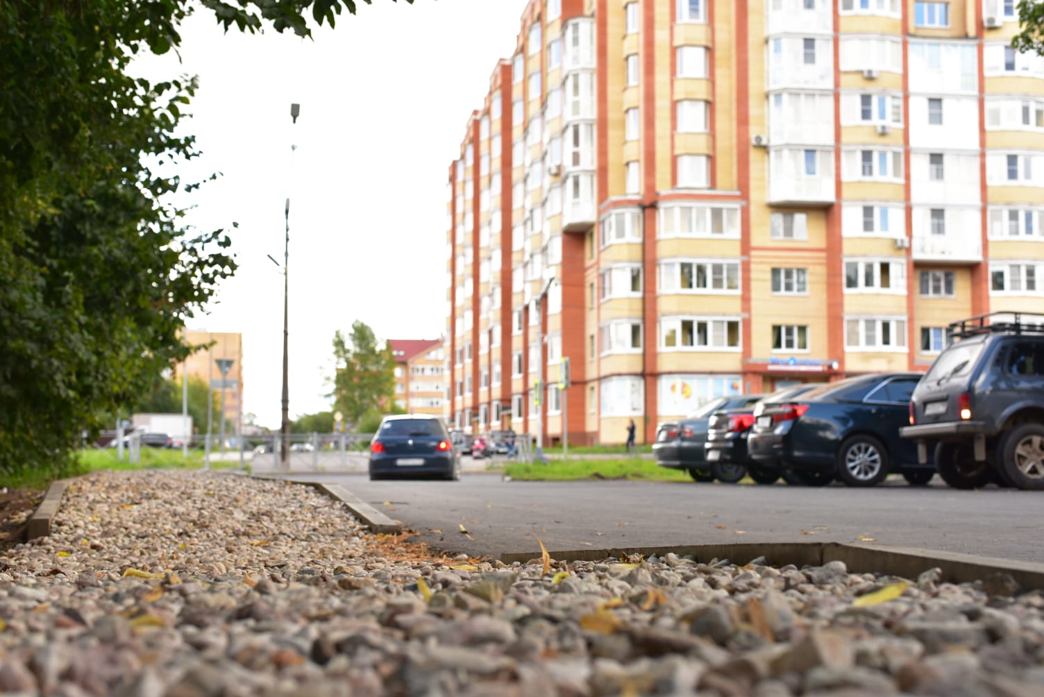 Bereg ул ломоносова 43 великий новгород фото Глава города проверил работу по асфальтированию местного проезда на улице Ломоно