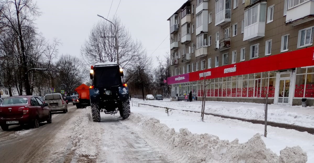 КАУ напоминает предпринимателям о ликвидации скользкости и удалении снега с прилегающих территорий.